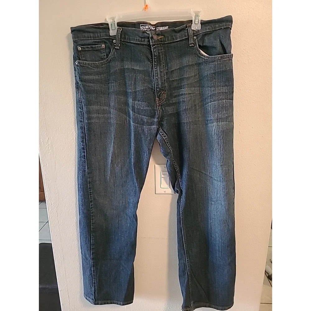 Levi Strauss & Co Signature Men's Denim Blue Jeans 42x32 100% Cotton Straight